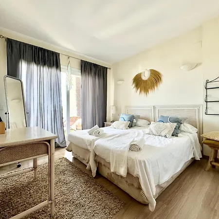 Apartment Simply Astonishing Location